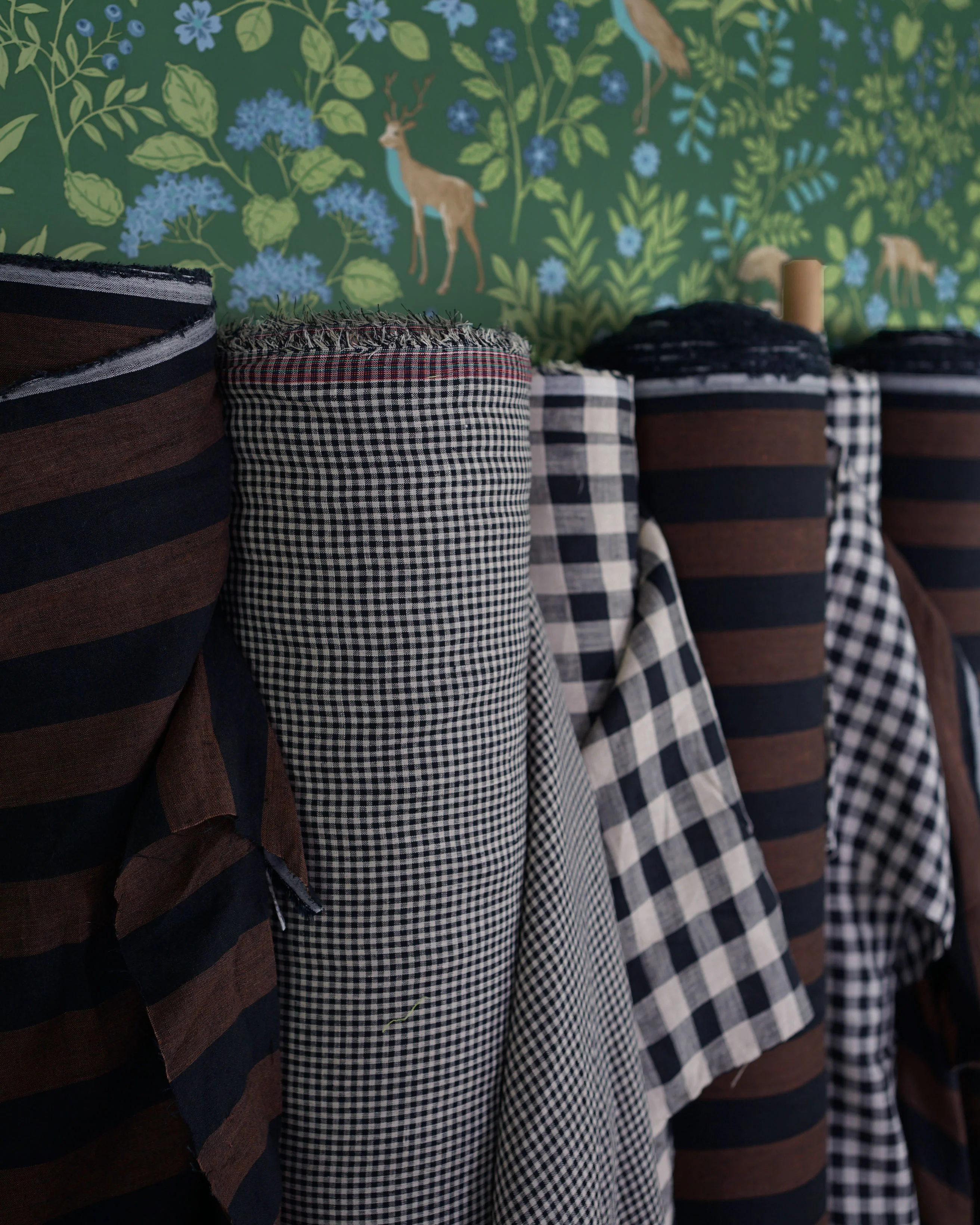 Large Black and Natural Gingham Linen - Image 5