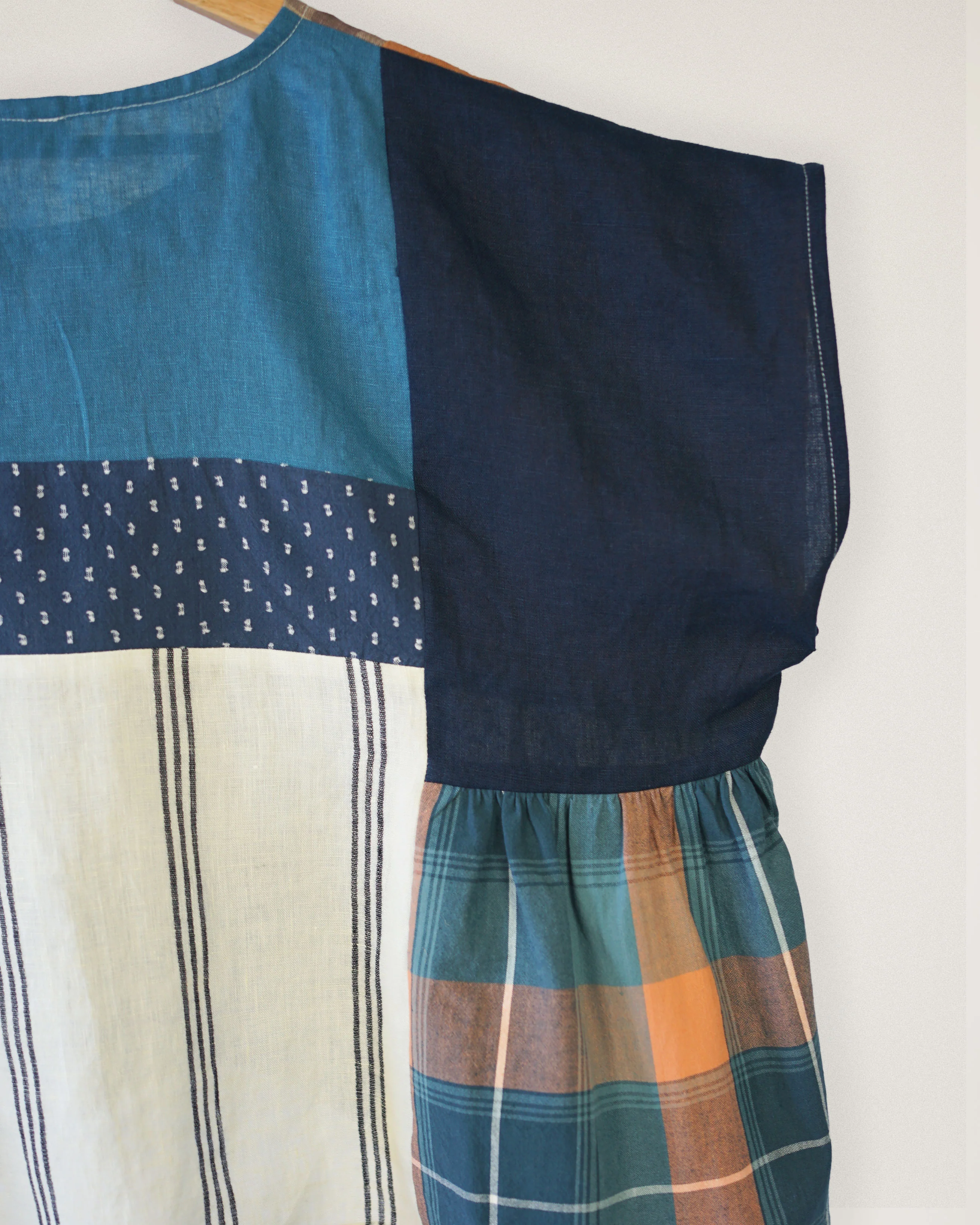 One of a Kind Collage Gather Top • 2XL - Image 7