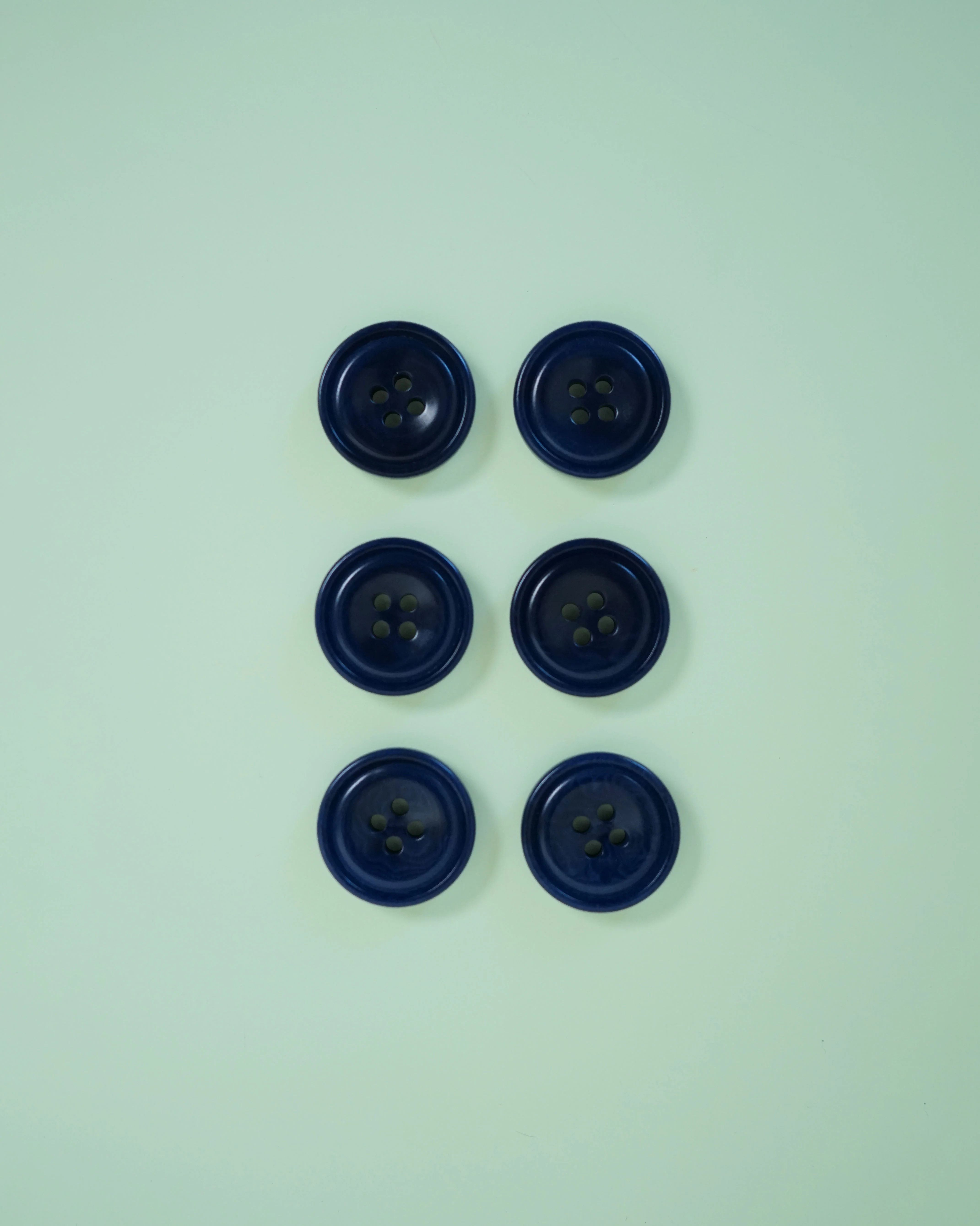 Midnight 3/4" Corozo Nut Buttons